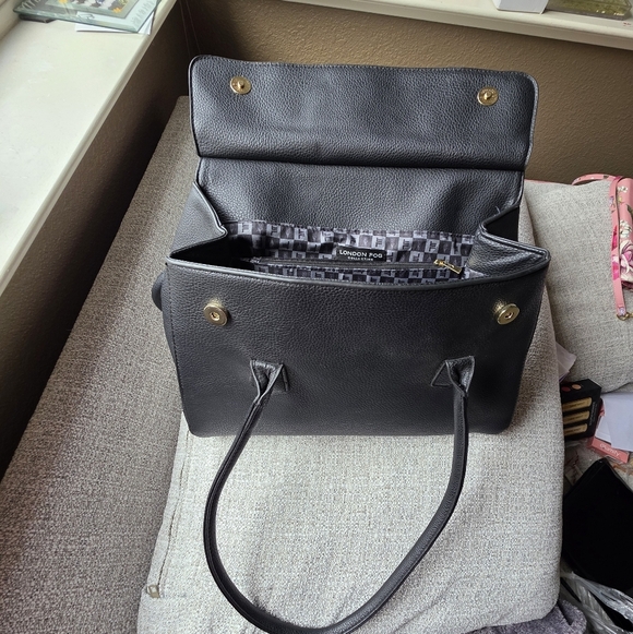 London Fog Matilda satchel in vegan leather. - Picture 6 of 9